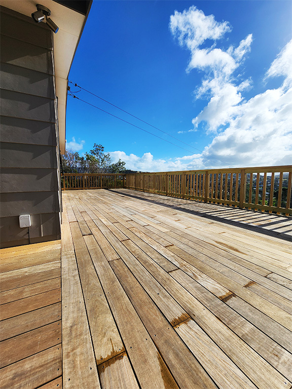 Expanded deck area
